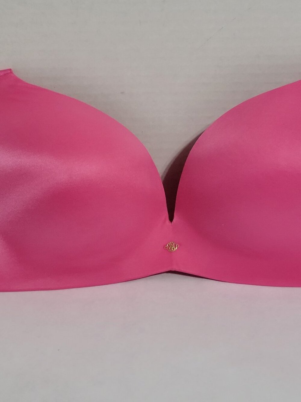 Victoria’s Secret So Obsessed Padded No Wire Pink Bra Size 36DD